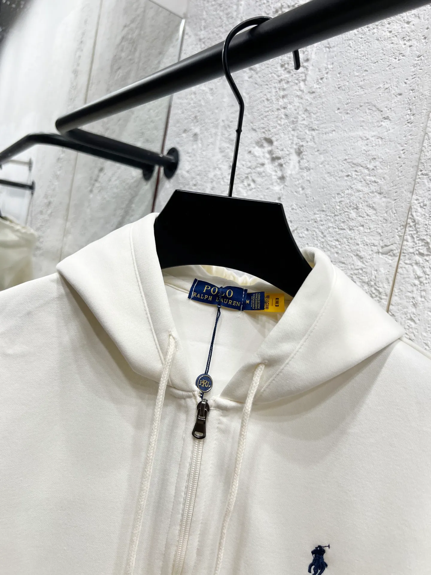 🅿️250 Style number: T65 pure cotton zipper sweatshirt, milky white, black, navy blue, gray, four colors Size: M-90-110kg L-110-130kg XL-130-150kg 2XL-150-170kg Color: milky white